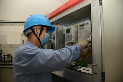 國網余姚市供電公司:不停電作業,撐起醫院用電“保護傘”